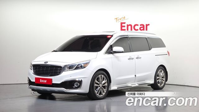 Kia Carnival 9-seater Prestige
