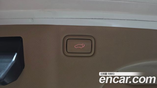 Kia Carnival 9-seater Prestige 2018 — фото 24