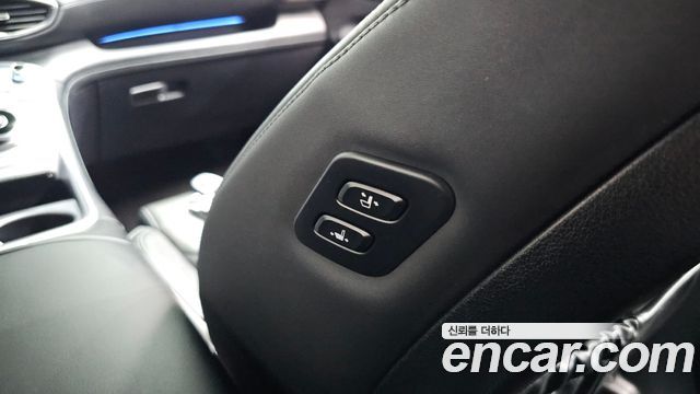 Hyundai Santa Fe Gasoline 2.5T 2WD Calligraphy 2021 — фото 35