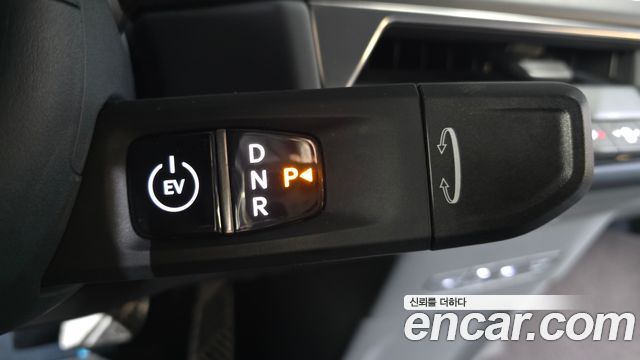 Kia EV9 Long Range 4WD GT Line 2024 — фото 9