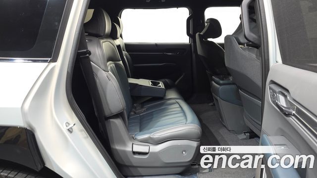 Kia EV9 Long Range 4WD GT Line 2024 — фото 11