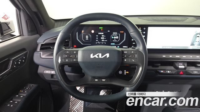 Kia EV9 Long Range 4WD GT Line 2024 — фото 13