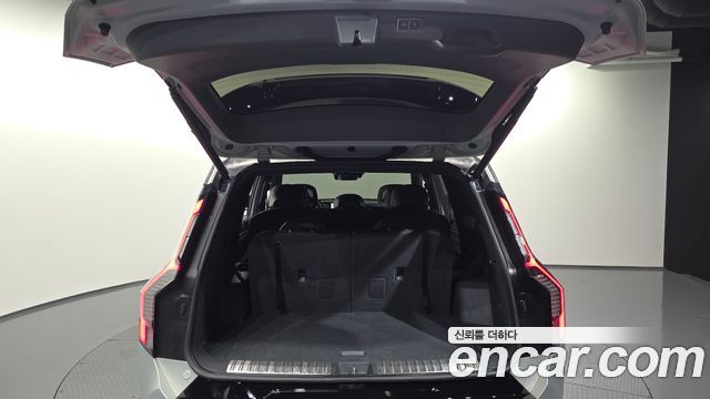 Kia EV9 Long Range 4WD GT Line 2024 — фото 20