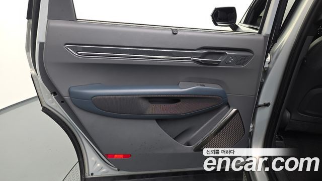 Kia EV9 Long Range 4WD GT Line 2024 — фото 25