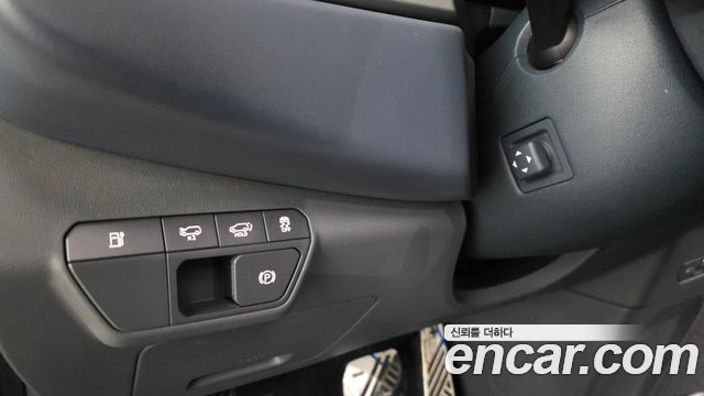 Kia EV9 Long Range 4WD GT Line 2024 — фото 27