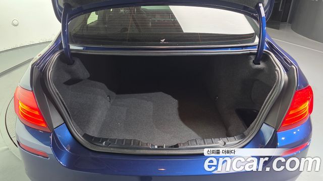 BMW 5 Series (F10) 520d M Aero Dynamic 2016 — фото 20