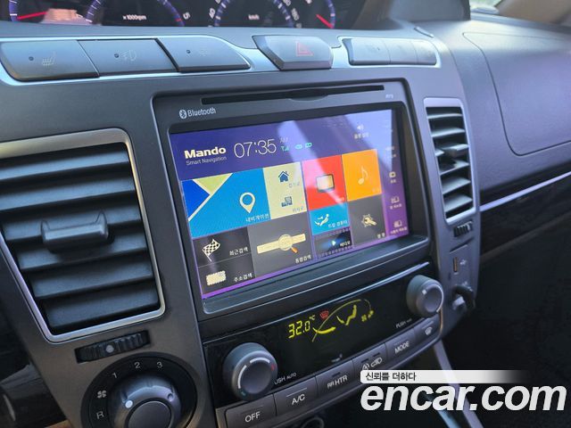 KG Mobility (SsangYong) Korando Turismo 4WD GT 9-seater 2015 — фото 19