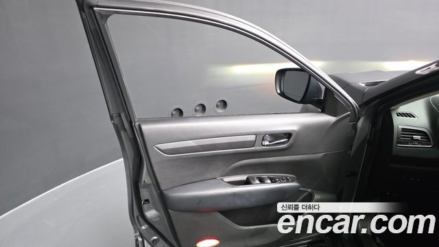 Renault Korea QM6 Gasoline 2WD LE 2019 — фото 24