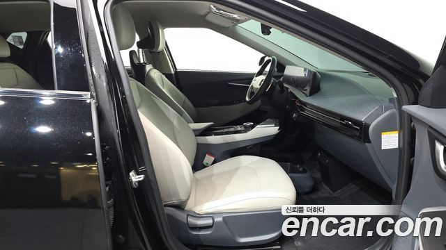 Kia EV6 Long Range Air 2022 — фото 11