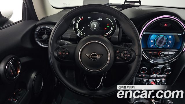 MINI Cooper HIGH Third Generation 2021 — фото 13