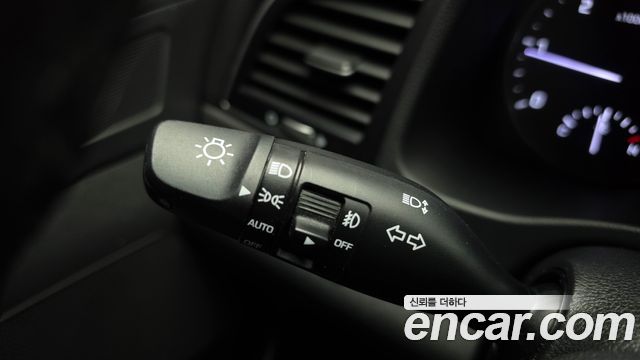 Hyundai Avante (AD) 1.6 e-VGT SMART Special 2018 — фото 17