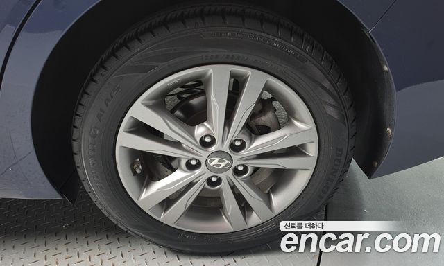 Hyundai Avante (AD) 1.6 e-VGT SMART Special 2018 — фото 21