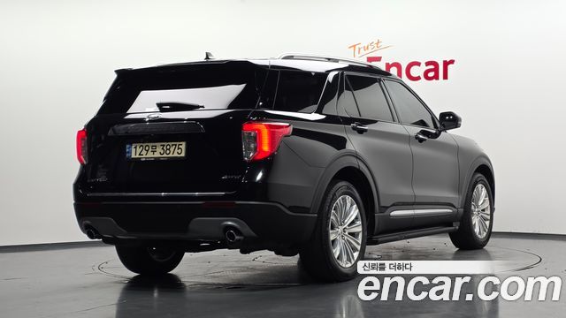 Ford Explorer (VI) 2.3 LimIted 4WD 2021 — фото 2