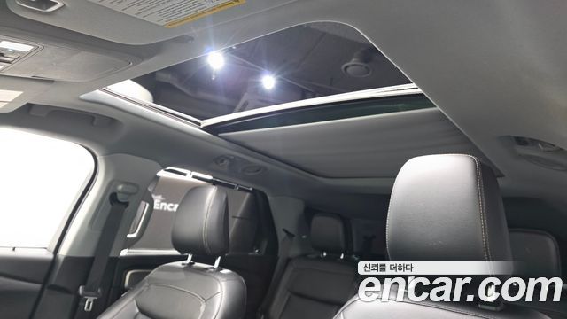 Ford Explorer (VI) 2.3 LimIted 4WD 2021 — фото 19