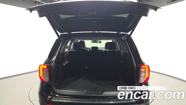 Ford Explorer (VI) 2.3 LimIted 4WD 2021 — фото 20