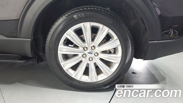 Ford Explorer (VI) 2.3 LimIted 4WD 2021 — фото 21