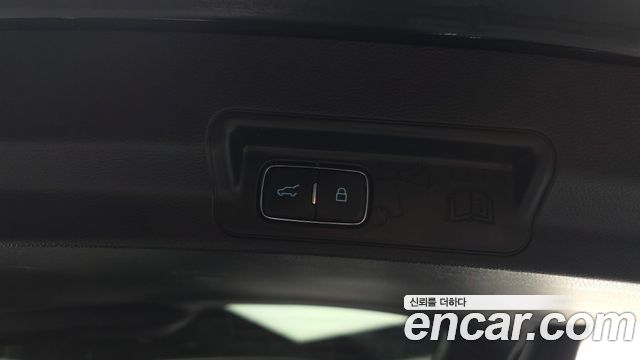 Ford Explorer (VI) 2.3 LimIted 4WD 2021 — фото 28