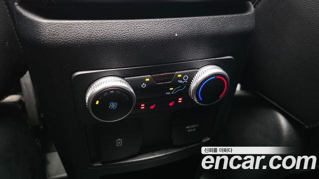 Ford Explorer (VI) 2.3 LimIted 4WD 2021 — фото 31