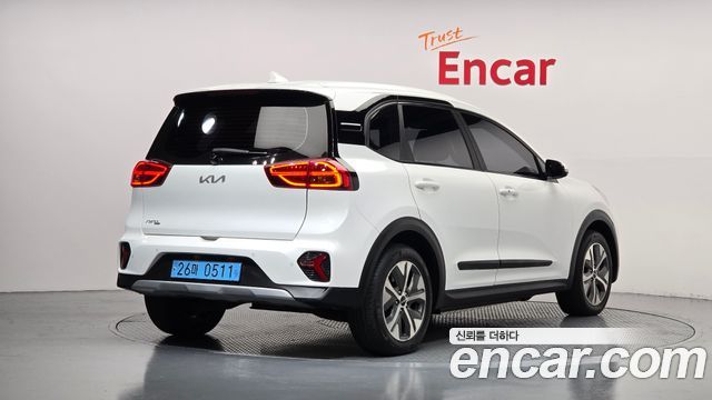 Kia Niro Plus Earth 2023 — фото 2