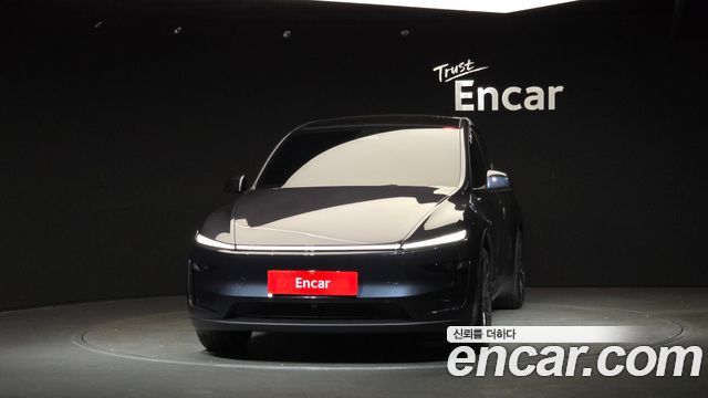 Tesla Model Y L Long Range AWD 2026 — фото 3