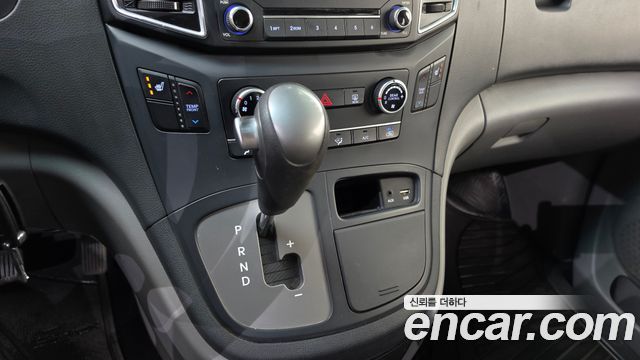 Hyundai Grand Starex 12-Seater Wagon Smart 2018 — фото 9