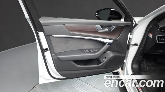Audi A6 (C8) 45 TFSI Quattro Premium 2025 — фото 24
