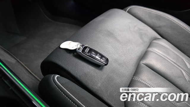 Audi A6 (C8) 45 TFSI Quattro Premium 2025 — фото 32