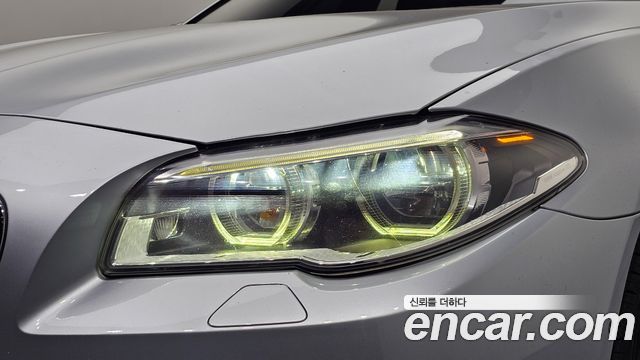 BMW 5 Series (F10) 520d xDrive M Aero Dynamic 2016 — фото 22