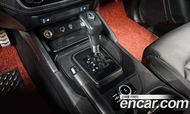 KG Mobility (SsangYong) Rexton Sports Khan Diesel 2.2 4WD Dynamic Edition (5-Link) 2021 — фото 9