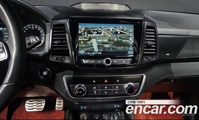 KG Mobility (SsangYong) Rexton Sports Khan Diesel 2.2 4WD Dynamic Edition (5-Link) 2021 — фото 15