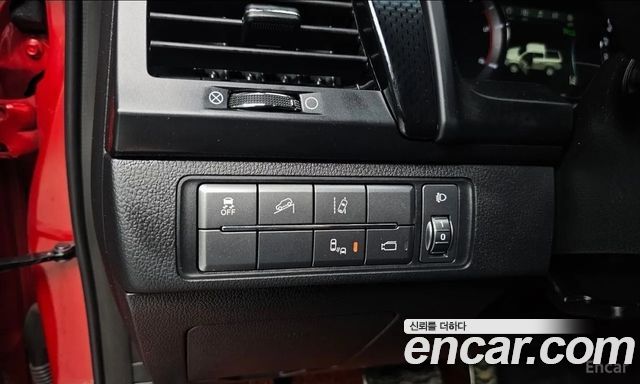 KG Mobility (SsangYong) Rexton Sports Khan Diesel 2.2 4WD Dynamic Edition (5-Link) 2021 — фото 16