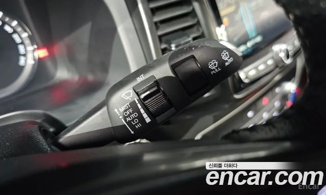 KG Mobility (SsangYong) Rexton Sports Khan Diesel 2.2 4WD Dynamic Edition (5-Link) 2021 — фото 18