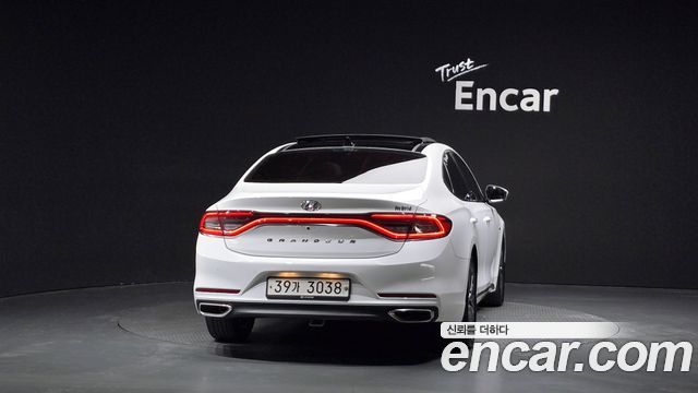 Hyundai Grandeur Hybrid (IG) Exclusive 2018 — фото 4