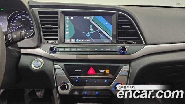 Hyundai Avante (AD) 1.6 GDI Value Plus 2018 — фото 17