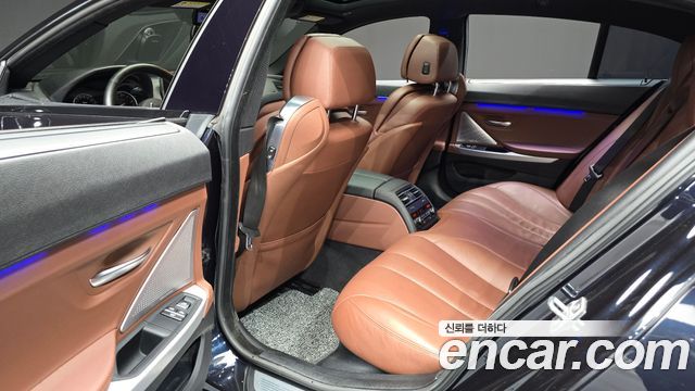 BMW 6 Series (F12) 640i Gran Coupe Exclusive 2013 — фото 11
