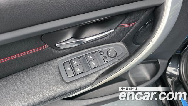 BMW 3 Series (F30) 320i Sport 2012 — фото 19