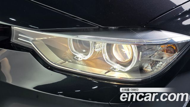 BMW 3 Series (F30) 320i Sport 2012 — фото 22