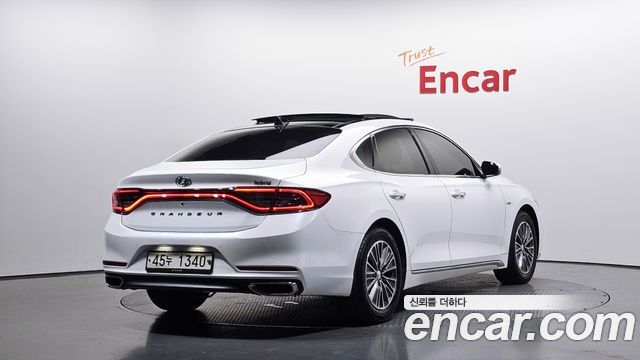 Hyundai Grandeur Hybrid (IG) Exclusive Special 2018 — фото 2