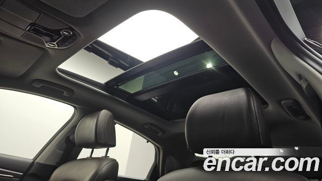 Hyundai Grandeur Hybrid (IG) Exclusive Special 2018 — фото 15