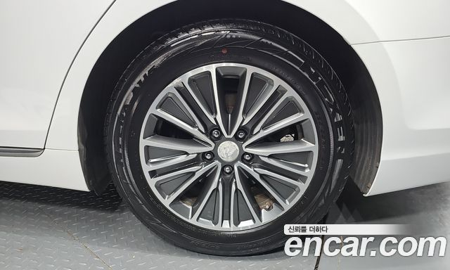 Hyundai Grandeur Hybrid (IG) Exclusive Special 2018 — фото 21