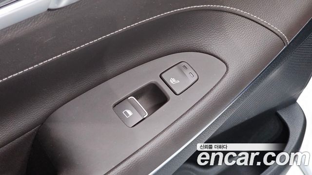 Hyundai Grandeur Hybrid (IG) Exclusive Special 2018 — фото 30