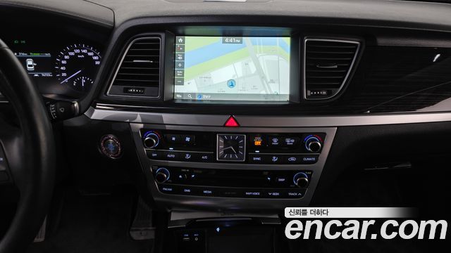 Genesis G80 3.3 GDI Premium Luxury 2017 — фото 13