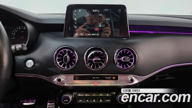 Kia Stinger 3.3 Turbo AWD GT 2020 — фото 13