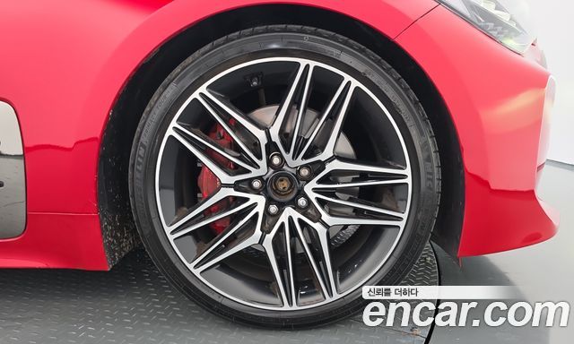 Kia Stinger 3.3 Turbo AWD GT 2020 — фото 21