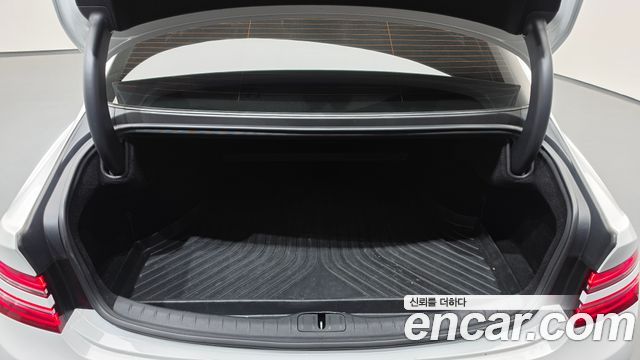Genesis G80 (RG3) Gasoline 2.5 Turbo AWD 2022 — фото 17