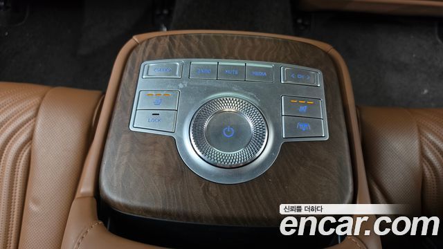 Genesis G80 (RG3) Gasoline 2.5 Turbo AWD 2022 — фото 31