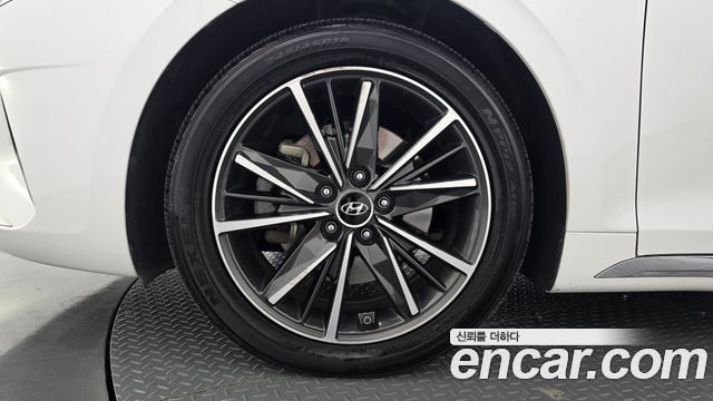 Hyundai Grandeur (IG) 3.0 LPi Rent Car Premium 2020 — фото 5