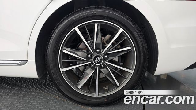 Hyundai Grandeur (IG) 3.0 LPi Rent Car Premium 2020 — фото 27