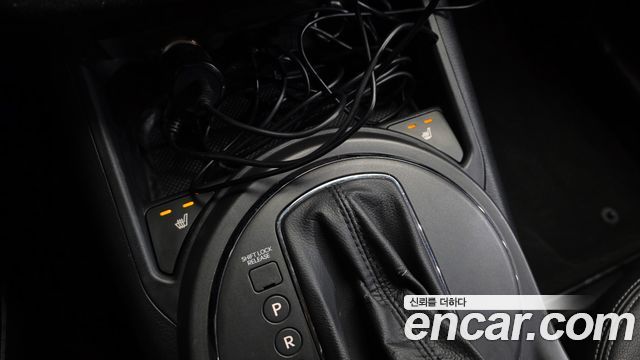 Kia Sportage R Diesel 2WD TLX Deluxe 2012 — фото 18