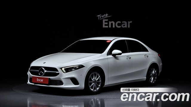 Mercedes-Benz A-Class (W177) A220 Sedan 2020 — фото 1